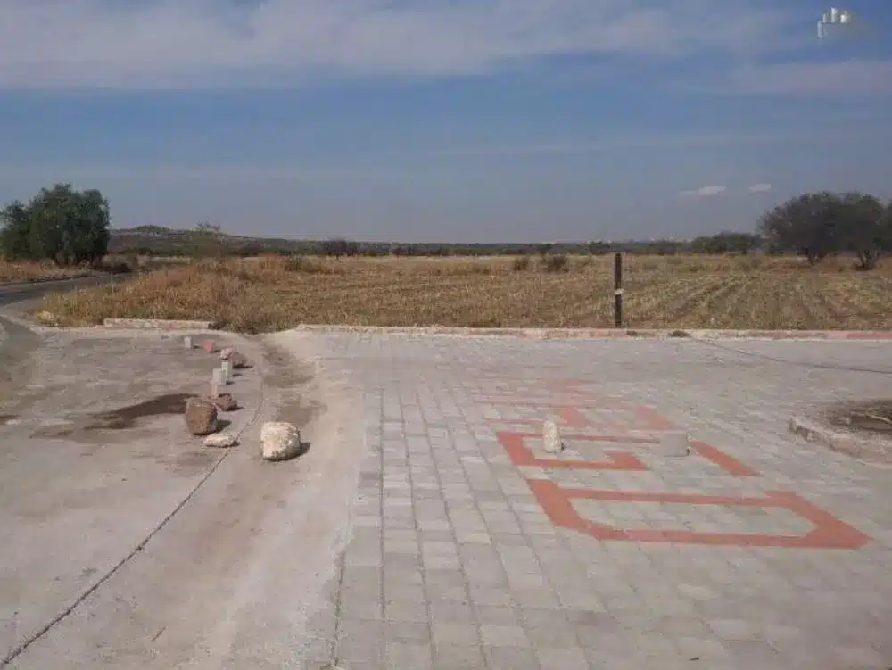 Prolongación Constituyentes, Ciudad Maderas, el Marques TR075